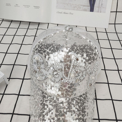 Gyermek sapka napellenzővel és flitterekkel öt színben