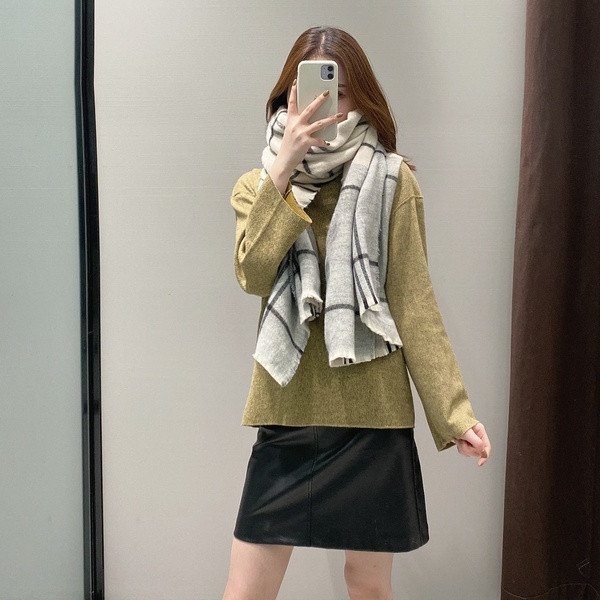 Lezser őszi-téli kockás sál bézs színű, rojtokkal