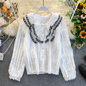 Modern női ing békával és gyöngyökkel, fehér és fekete színben