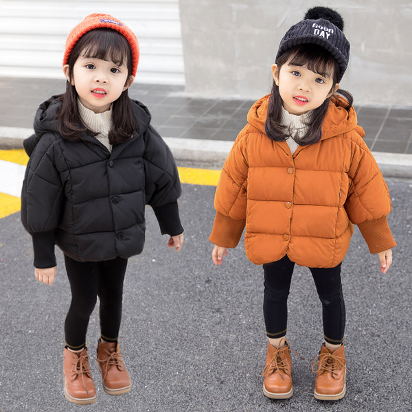 Детско зимно яке за момичета в три цвята с качулка и копчета