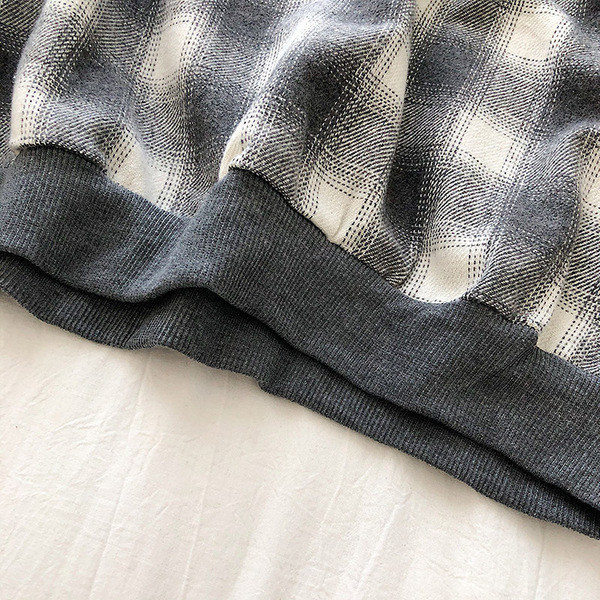 Καρό γυναικείο πουλόβερ  ρετρό στυλ με στρογγυλη λαιμόκοκκο και μακρύ μανίκι