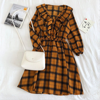 Γυναικείο ρετρό μακρυμάνικο φόρεμα  με V-λαιμόκοψη