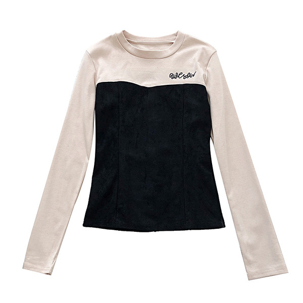 Καθημερινή γυναικεία μπλούζα με ωοειδές ντεκολτέ και κεντήματα σε μαύρο και καφέ χρώμα