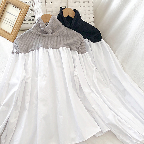 Modern női blúz magas pólógallérral szürke és fekete színben - széles modell