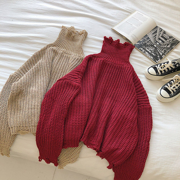 Pulover de dama casual in rosu si bej cu model larg cu guler polo