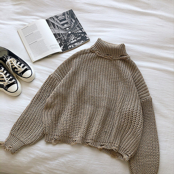 Pulover de dama casual in rosu si bej cu model larg cu guler polo