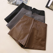 Női műbőr rövidnadrág három színben, magas derékkal