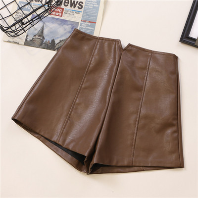 Női műbőr rövidnadrág három színben, magas derékkal