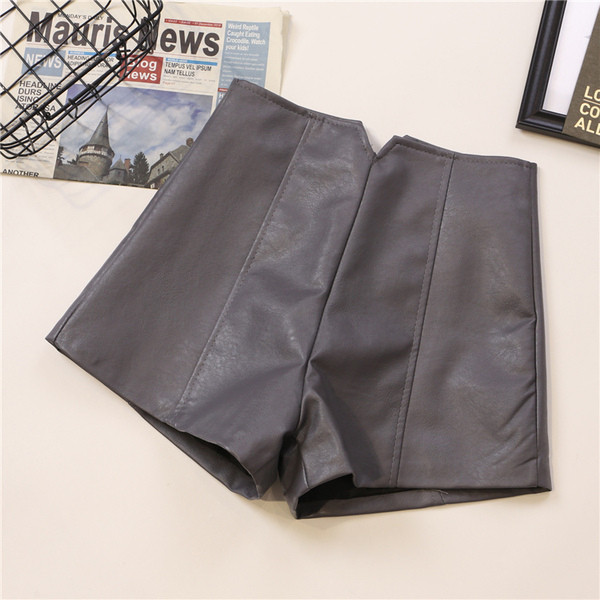 Női műbőr rövidnadrág három színben, magas derékkal
