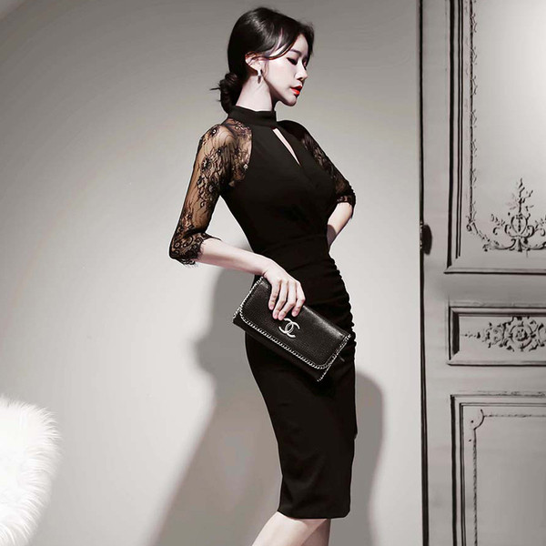 Rochie scurta eleganta de dama cu dantela si crapatura in negru