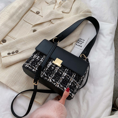 Γυναικεία τσάντα από οικολογικό δέρμα και ύφασμα σε καφέ και μαύρο χρώμα