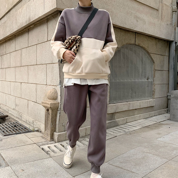 Γυναικείο casual σετ φούτερ και παντελόνι σε μωβ και γκρι χρώμα