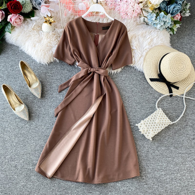 Μοντέρνο γυναικείο φόρεμα  με λαιμόκοψη και δεσμούς σε πέντε χρώματα