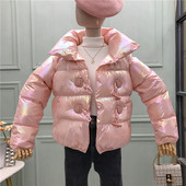 Γυναικείο χειμωνιάτικο σακάκι με ψηλό κολάρο και κουμπιά σε ροζ και λευκό χρώμα