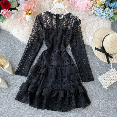 Modern női ruha ovális nyakkivágással, hátul cipzárral hat színben