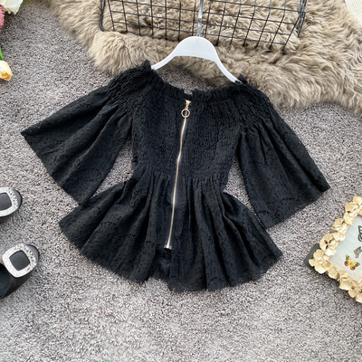 Κομψή δαντελωτήγυναικεία μπλούζα  με φερμουάρ καικοντά  φαρδιά μανίκια σε διάφορα χρώματα