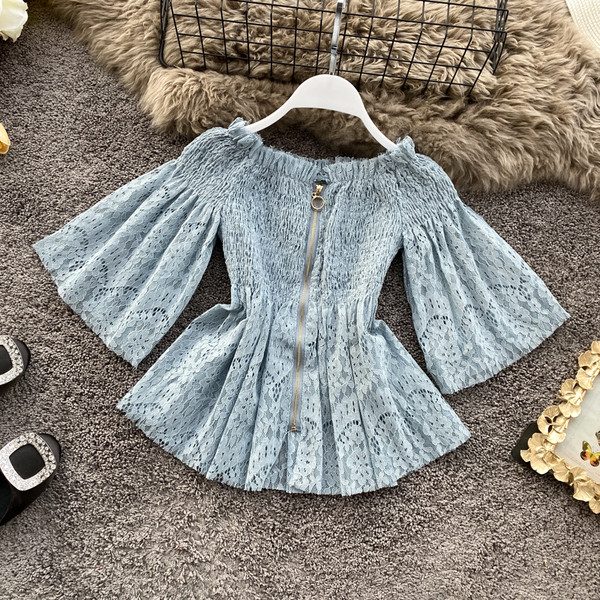 Κομψή δαντελωτήγυναικεία μπλούζα  με φερμουάρ καικοντά  φαρδιά μανίκια σε διάφορα χρώματα