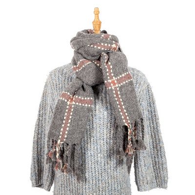 Esarfa de dama in carouri cu ciucuri in culorile gri, albastru, verde, bej si visiniu