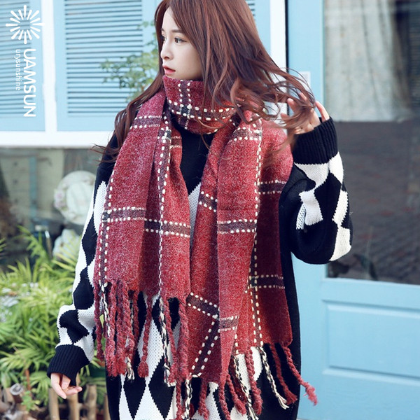 Esarfa de dama in carouri cu ciucuri in culorile gri, albastru, verde, bej si visiniu