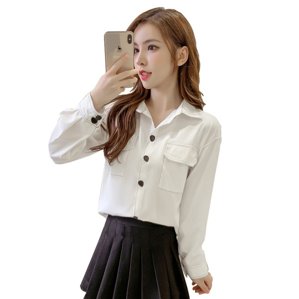 Cămașă de damă potrivită pentru iarnă cu nasturi și buzunare în alb și negru