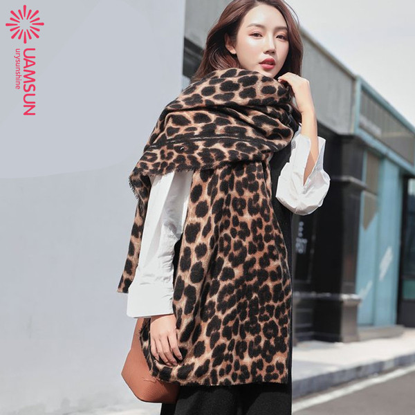Esarfa de iarna dama cu model leopard - doua modele
