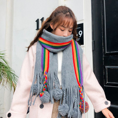 Γυναικείο πλεκτό κασκόλ με φούντες σε ροζ, κόκκινο, καφέ, γκρι και μαύρο χρώμα