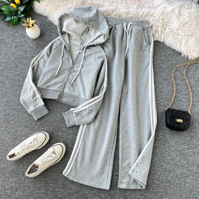 Seturi moderne de dama din doua parti cu margini si cravate in trei culori