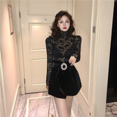 Μοντέρνα λεπτή μπλούζα από δαντέλα με κολάρο σε μαύρο χρώμα