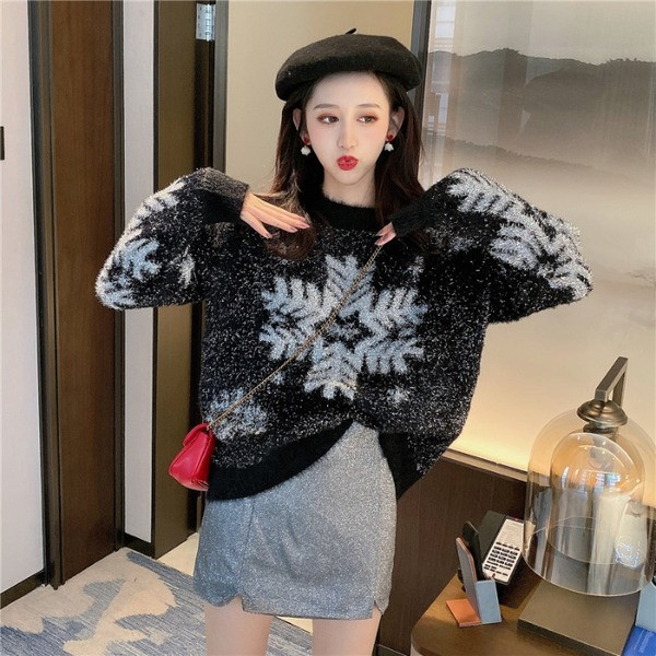 Χειμερινό πουλόβερ με μοτίβο Χριστουγέννων νιφάδα χιονονιφάδα σε κόκκινο, μπεζ και μαύρο χρώμα