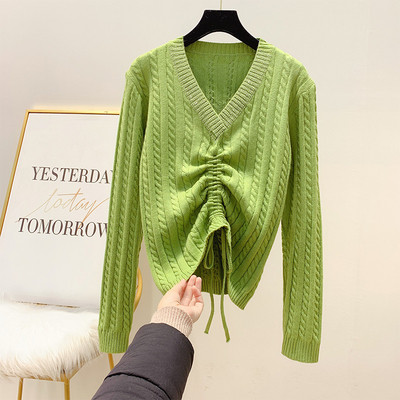 Pulover de dama cu dantela si decolteu in V in verde, rosu, negru si alb