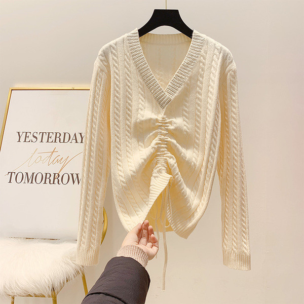 Pulover de dama cu dantela si decolteu in V in verde, rosu, negru si alb