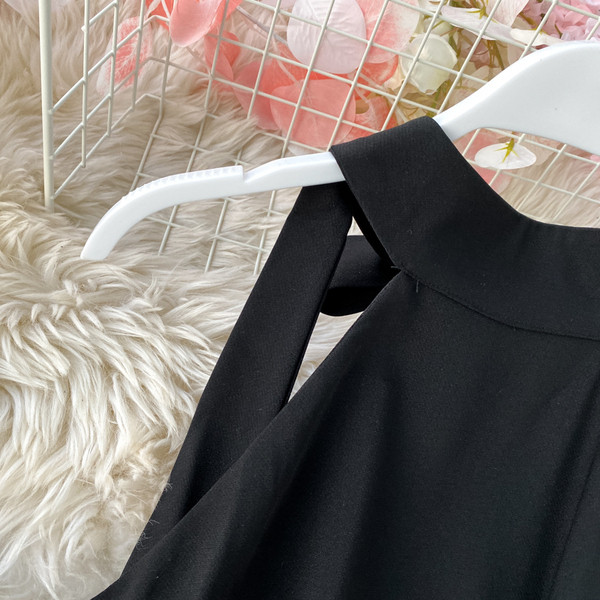 Rochie moderna de dama cu fanta in culoarea neagra-model drept