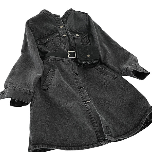 Rochie moderna de dama din denim cu nasturi in albastru si negru