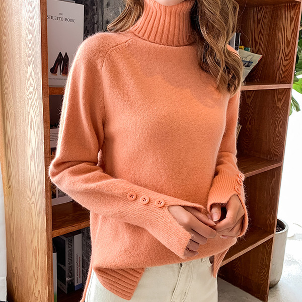 Χειμερινό γυναικείο πουλόβερ  με κουμπιά στα μανίκια και ψηλό γιακά σε πορτοκαλί, πράσινο, καφέ και ροζ χρώμα