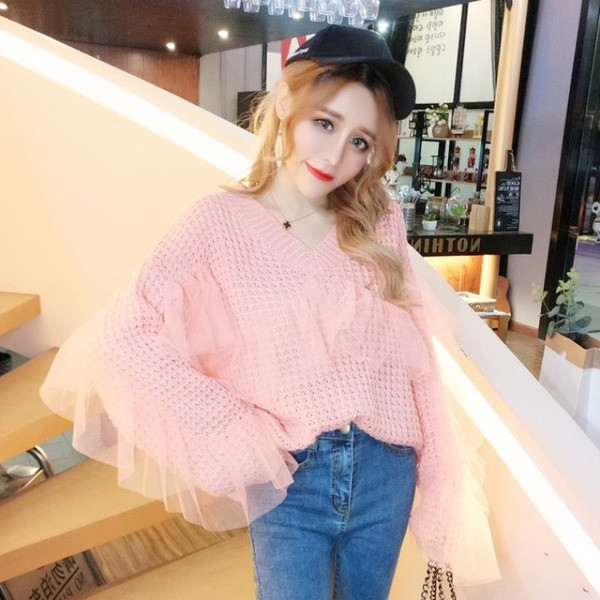 Rózsaszín és bézs színű női pulóver tüll és V-nyakkal