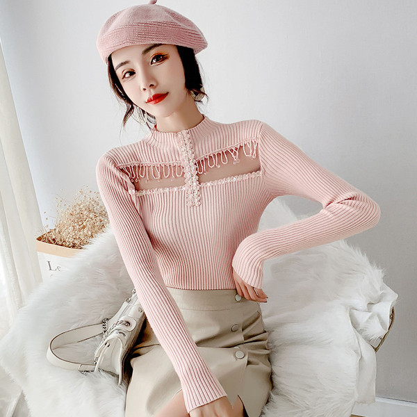 Γυναικείο πουλόβερ με κολάρο και χάντρες , πούλιες σε μπεζ, μαύρο, πράσινο και ροζ χρώμα