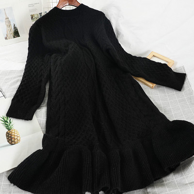 Rochie casual de dama tricotata cu decolteu oval si maneci lungi in roz, bej si negru