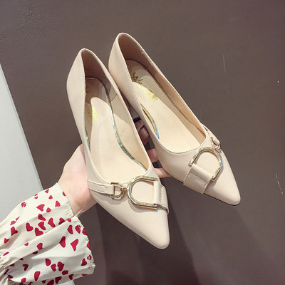 Γυναικεία μοντέρνα παπούτσια από οικολογικό δέρμα με χοντρό τακούνι