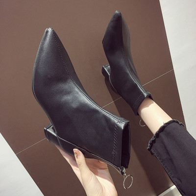 Női bőrcipő hegyes modell vastag sarkú télre is alkalmas