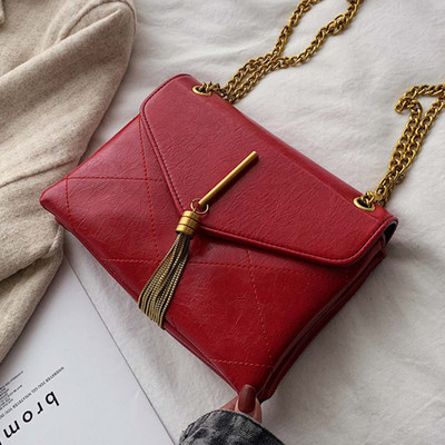 Geantă de umăr modernă mică de damă cu ciucure în negru, roșu și albastru