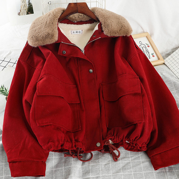 Geaca de dama scurta de zi cu zi cu puf si nasturi in cinci culori