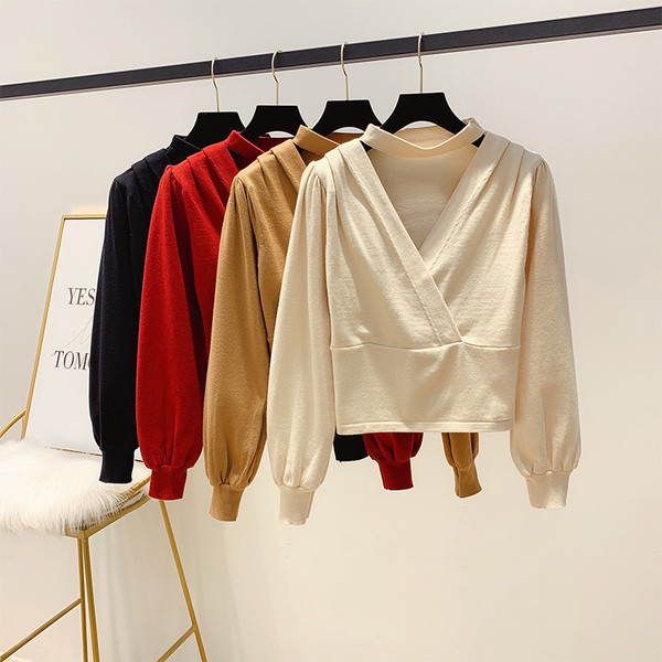 Γυναικείο πουλόβερ με V-Neck σε κόκκινο, καφέ, μαύρο και μπεζ χρώμα