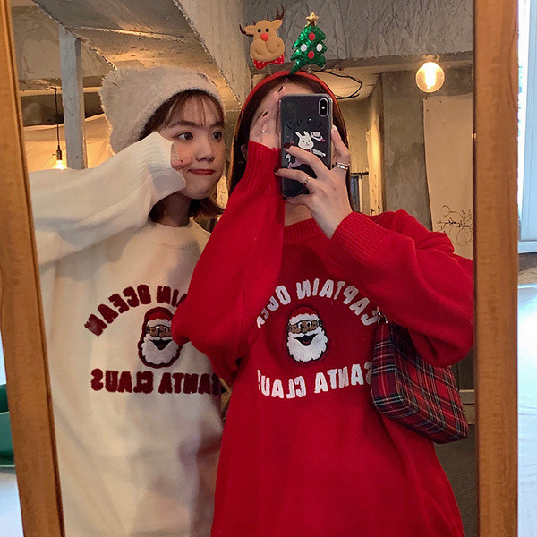 Γυναικείο πουλόβερ με  στρογγυλη λαιμόκοψη και μακρύ μανίκι  σε λευκό, κόκκινο και μπλε χρώμα