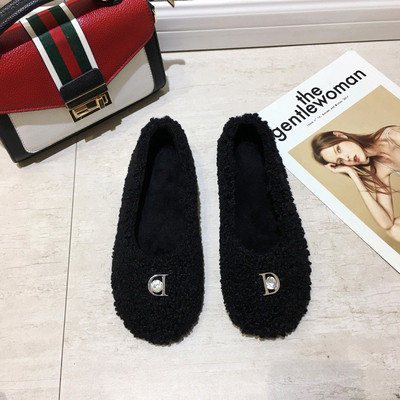 Γυναικεία παπούτσια Casual με επίπεδη σόλα και μεταλλικό στοιχείο σε μαύρο και μπεζ χρώμα