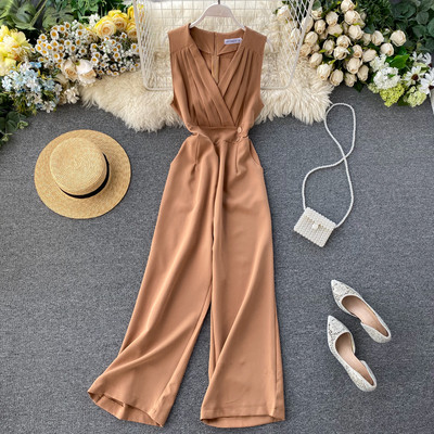 Μοντέρνα γυναικεία ολόσωμη φόρμα με  λαιμόκοψη V με κόκκινο, πράσινο, μπλε, μαύρο και καφέ χρώμα