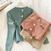 Női kardigán négy színben kerek nyakkivágással és zsebbel