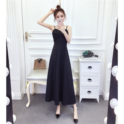 Kivágott modell női ruha vékony pántokkal piros, zöld és fekete színben