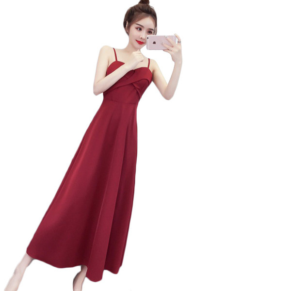 Kivágott modell női ruha vékony pántokkal piros, zöld és fekete színben