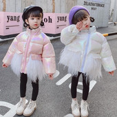 Geaca de iarna pentru copii moderna pentru fete in roz si alb cu guler inalt si puf