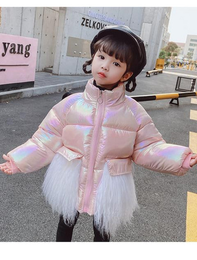 Geaca de iarna pentru copii moderna pentru fete in roz si alb cu guler inalt si puf
